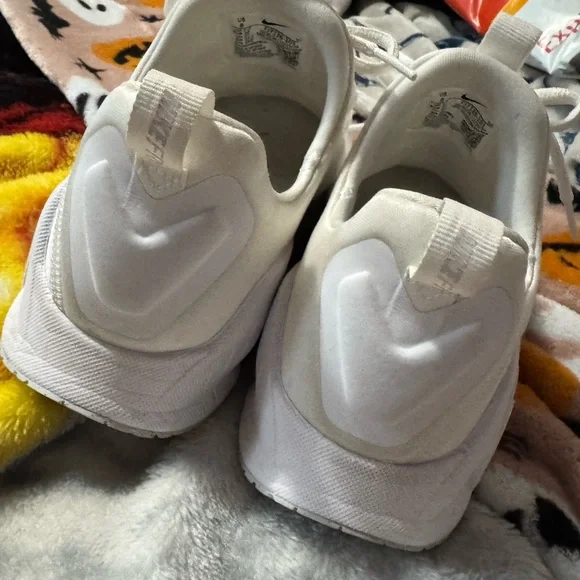 Nike women’s free Metcon training shoes - Picture 8 of 8